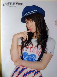 쥳