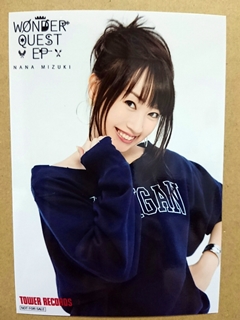 쥳